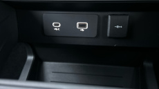 Land Rover Defender 3.0 D250 X-Dynamic SE 90 3dr Auto Diesel Estate